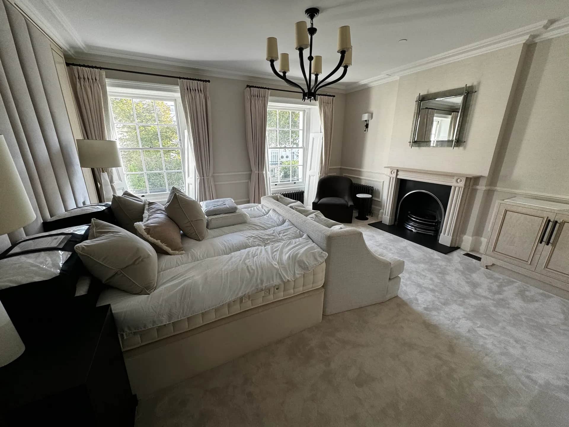 Chester Square — Residential photography