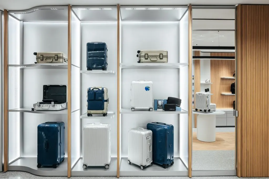 Rimowa — Retail photography