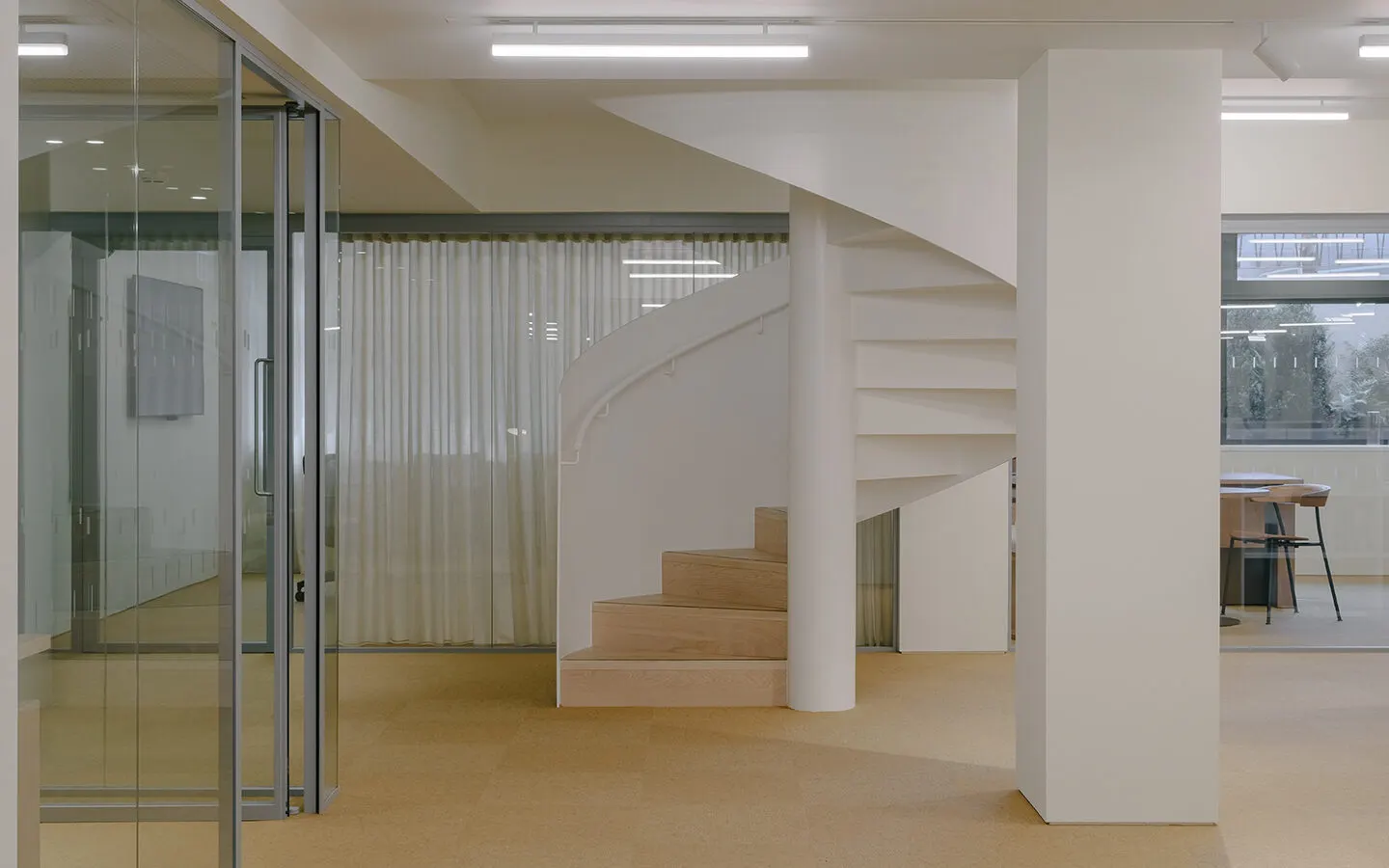 Miller Knoll — Commercial photography