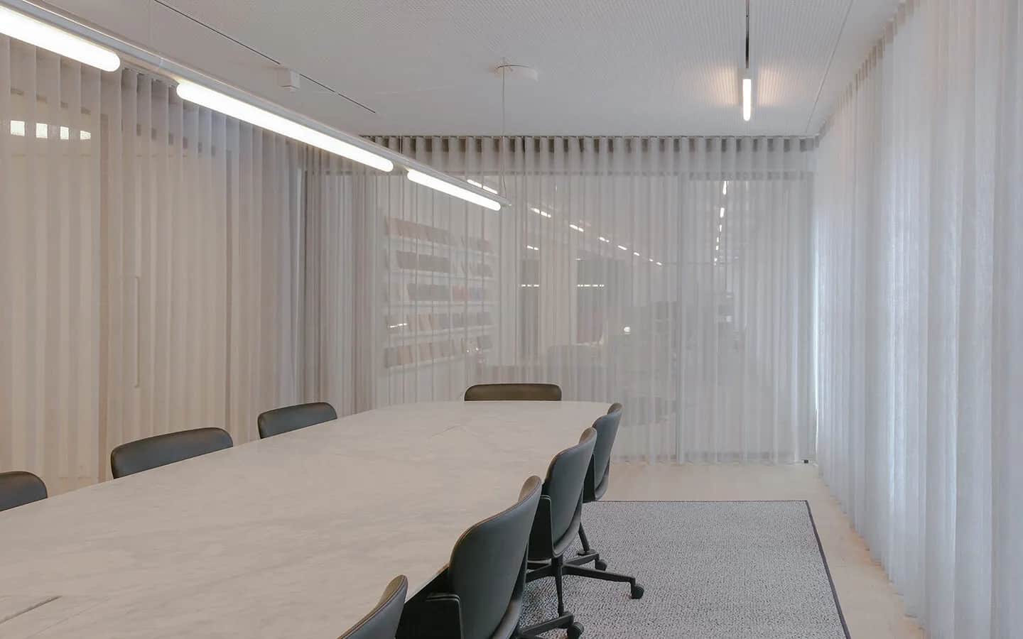 Miller Knoll — Commercial photography